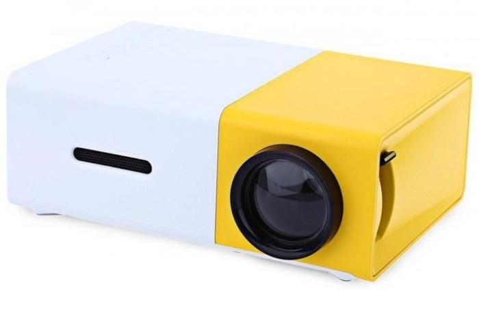 Купить оптом Мультимедийный проектор с динамиком LED Projector YG-300
