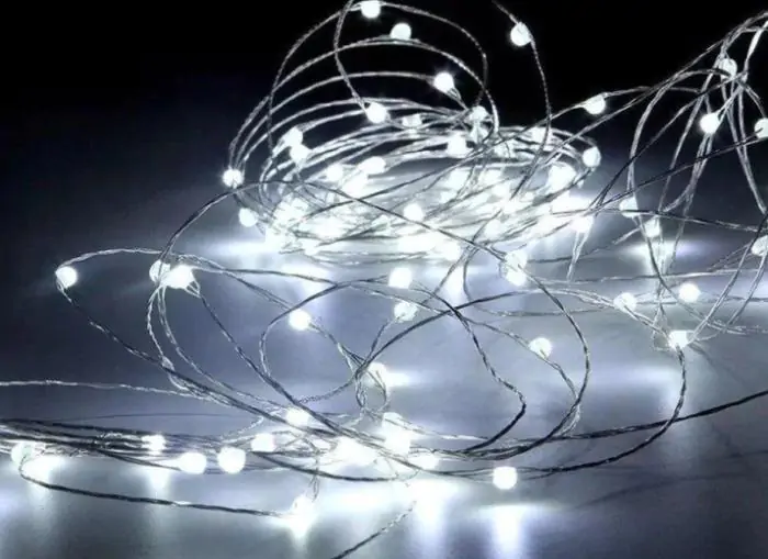 Купить оптом Гирлянда 30 LED 3 метра на медной проволоке (капля росы) Белый (на батарейках с USB) в Украине 