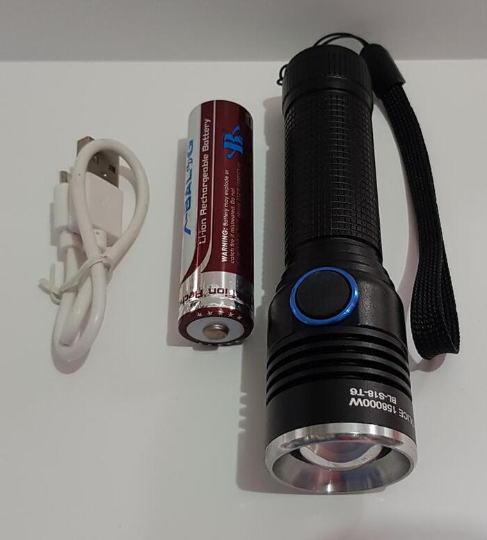 Купить оптом Фонарик ручной фонарь с microUSB XML T6 BL-S18 в Украине
