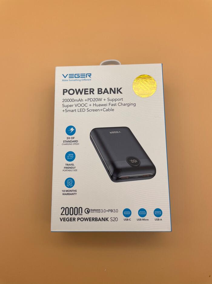 Купить оптом Портативное зарядное Powerbank VEGER S20 (20000 mAh)