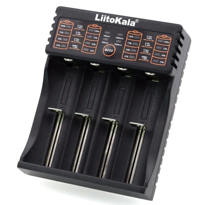 Купить оптом Зарядное на 4 аккумулятора LiitoKala Lii-402 (универсальное) в Украине