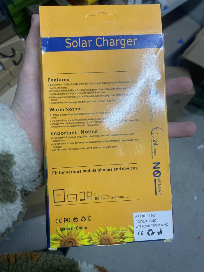 Купить оптом Внешний аккумулятор повербанк + солнечная панель 20000mAh (1245)